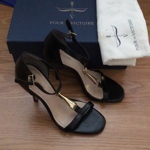 Pour La victoire heels size 6